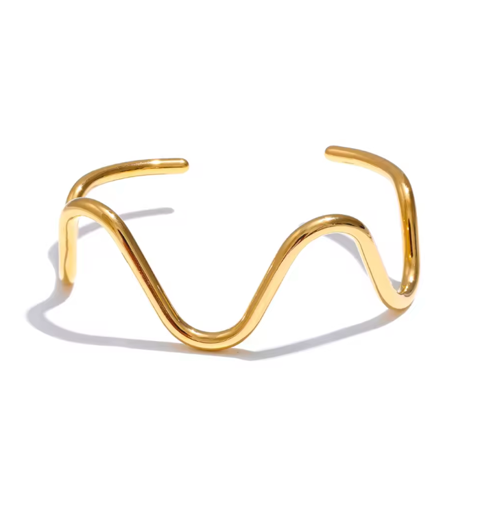 Triple Wave Bangle